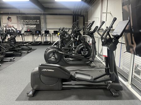 Life Fitness Integrity + Elliptical Crosstrainer