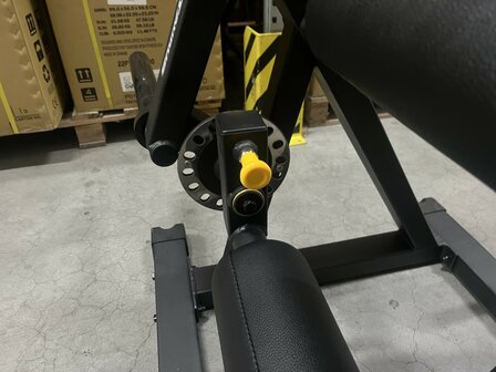 Taurus Seated Leg Extension IFP