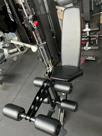 Inspire by Hammer Krachtstation Maximum FT2 incl. Halterbank en Leg Curl