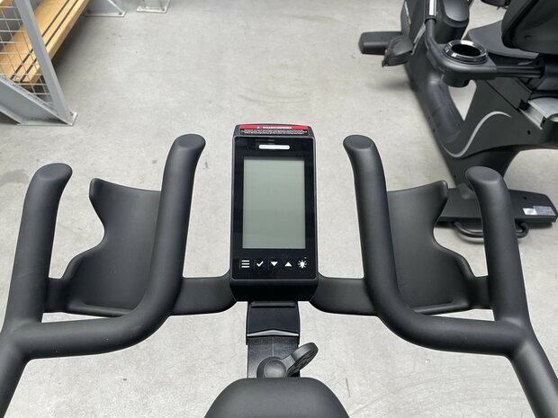 Life-Fitness Indoor Bike IC5