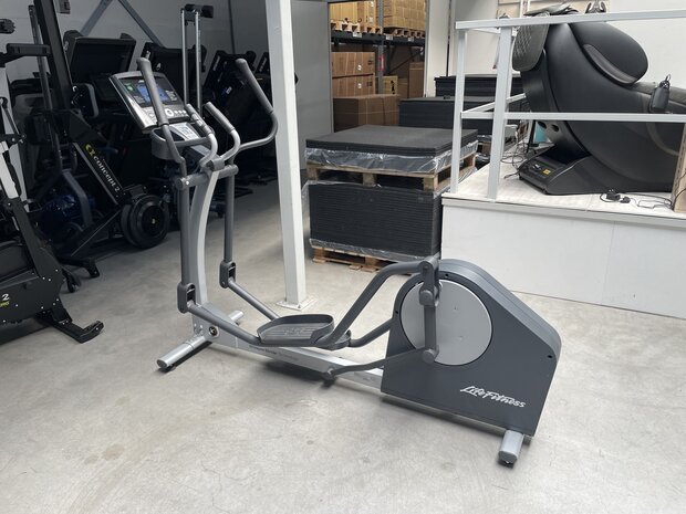 Life-Fitness Crosstrainer E1 Go