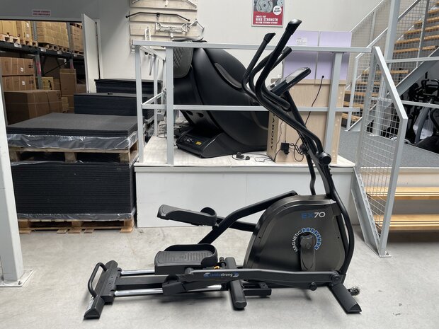 cardiostrong Crosstrainer EX70-3