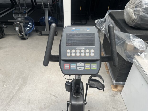 cardiostrong Ligfiets BC60