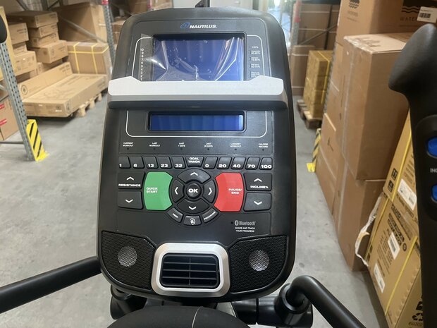 Nautilus Crosstrainer E628