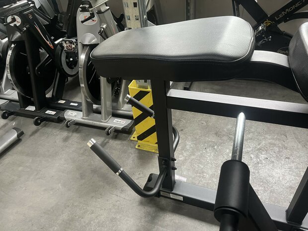Taurus Legcurl IFP | Prone Leg Curl