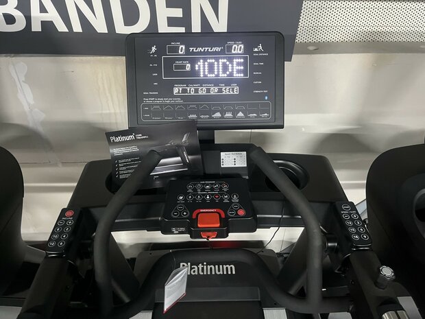 Tunturi TR30 Platinum Treadmill Core Pro