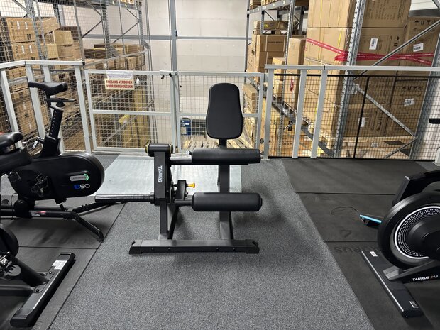 Seated Leg Extension IFP