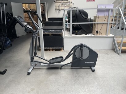 Life-Fitness Crosstrainer E1 Go Life-Fitness Crosstrainer E1 Go