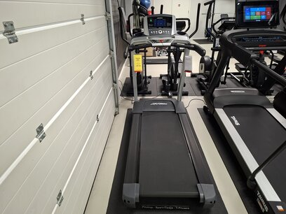 Life Fitness loopband F3 met Go-console