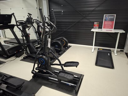 cardiostrong Crosstrainer FX30